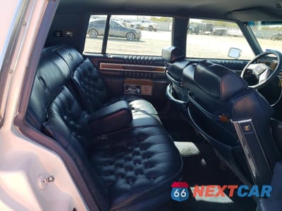 Zdjęcie 10 z 14 samochodu: 1984 CADILLAC FLEETWOOD BROUGHAM VIN:1G6AW6986E9075693 - miniatura