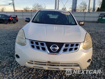 Piąte zdjęcie samochodu w środku: 2013 NISSAN ROGUE S VIN:JN8AS5MT9DW022327 - miniatura