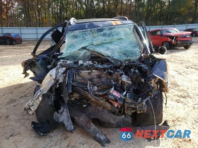 Piąte zdjęcie samochodu w środku: 2018 TOYOTA RAV4 LIMITED VIN:JTMYFREVXJJ746798 - miniatura