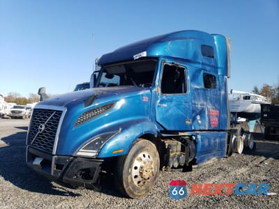 Drugie zdjęcie samochodu z przodu: 2020 VOLVO VN VNL VIN:4V4NC9EHXLN897470 - miniatura