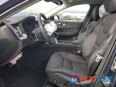 Zdjęcie 7 z 15 samochodu: 2025 VOLVO XC60 PLUS VIN:YV4M12RC6S1001266 - miniatura