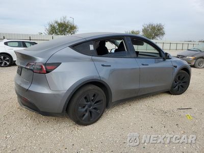 Trzecie zdjęcie samochodu z tyłu: 2024 TESLA MODEL Y VIN:7SAYGAEE8RF124687 - miniatura