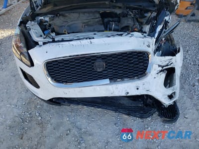 Zdjęcie 13 z 14 samochodu: 2018 JAGUAR E-PACE SE VIN:SADFP2FX1J1Z32312 - miniatura