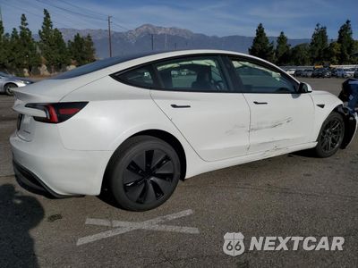 Trzecie zdjęcie samochodu z tyłu: 2024 TESLA MODEL 3 VIN:5YJ3E1EB2RF819623 - miniatura