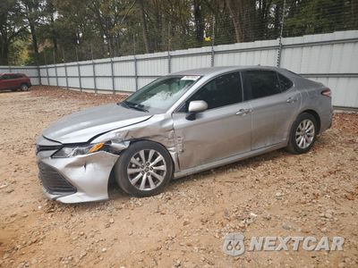 2020 TOYOTA CAMRY LE 4T1C11AKXLU967725 - główne zdjęcie licytacji z USA - miniatura
