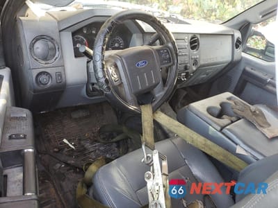 Zdjęcie 8 z 12 samochodu: 2015 FORD F550 SUPER DUTY VIN:1FD0X5GTXFEC47834 - miniatura