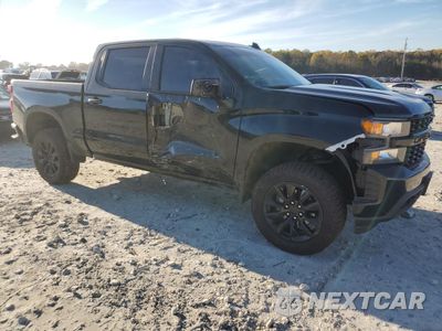 Czwarte zdjęcie samochodu z boku: 2021 CHEVROLET SILVERADO K1500 CUSTOM VIN:3GCPYBEK2MG353094 - miniatura