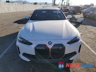 Piąte zdjęcie samochodu w środku: 2024 BMW I4 EDRIVE 35 VIN:WBY43AW00RFS91839 - miniatura