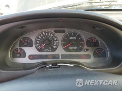 Zdjęcie 9 z 12 samochodu: 2003 FORD MUSTANG MACH I VIN:1FAFP42R33F453805 - miniatura