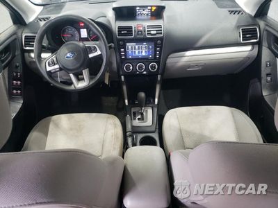 Zdjęcie 8 z 13 samochodu: 2017 SUBARU FORESTER 2.5I PREMIUM VIN:JF2SJAEC3HH404567 - miniatura
