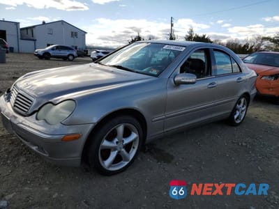 2003 MERCEDES-BENZ C 240 4MATIC WDBRF81JX3F357746 - główne zdjęcie licytacji z USA - miniatura