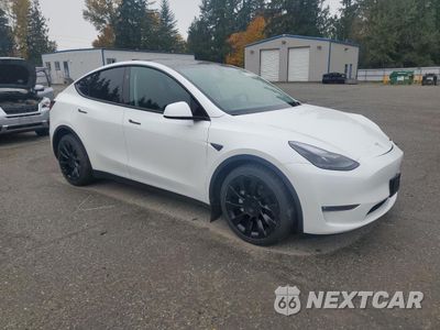 Czwarte zdjęcie samochodu z boku: 2024 TESLA MODEL Y VIN:7SAYGAEE7RF157373 - miniatura