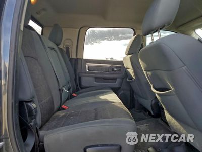 Zdjęcie 11 z 13 samochodu: 2014 RAM 3500 SLT VIN:3C63RRLL3EG130328 - miniatura
