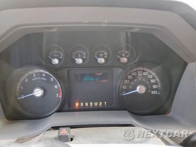 Zdjęcie 9 z 12 samochodu: 2011 FORD F350 FLATBED TRUCK VIN:1FD8W3G66BEA32580 - miniatura