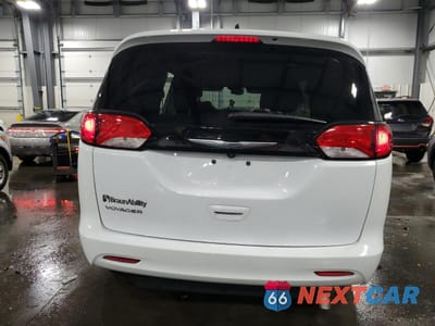 Zdjęcie 6 z 17 samochodu: 2023 CHRYSLER VOYAGER LX VIN:2C4RC1CG7PR533704 - miniatura