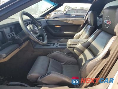 Zdjęcie 7 z 12 samochodu: 1986 CHEVROLET CORVETTE VIN:1G1YY0782G5116197 - miniatura