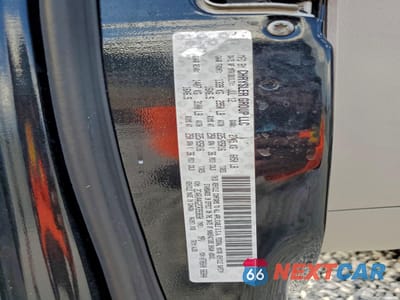 Zdjęcie 14 z 15 samochodu: 2012 VOLKSWAGEN ROUTAN S VIN:2C4RVAAG2CR393830 - miniatura