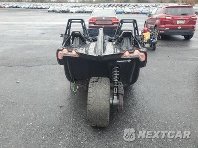 Czwarte zdjęcie samochodu z boku: 2015 POLARIS SLINGSHOT VIN:57XAASFA0F5102883 - miniatura
