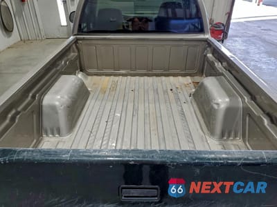 Zdjęcie 10 z 12 samochodu: 2002 CHEVROLET S TRUCK S10 VIN:1GCCS14W628265182 - miniatura