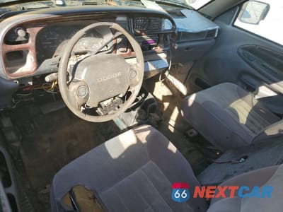 Zdjęcie 8 z 12 samochodu: 1995 DODGE RAM 2500 VIN:1B7KC26WXSS110228 - miniatura