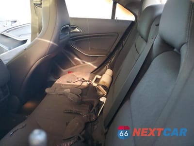 Zdjęcie 10 z 11 samochodu: 2018 MERCEDES-BENZ CLA 250 VIN:WDDSJ4EB6JN649903 - miniatura