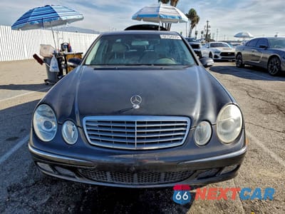 Piąte zdjęcie samochodu w środku: 2003 MERCEDES-BENZ E 320 VIN:WDBUF65J33A126130 - miniatura