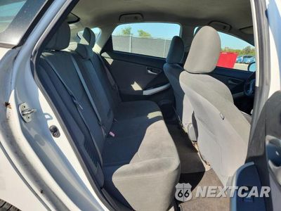 Zdjęcie 10 z 11 samochodu: 2013 TOYOTA PRIUS VIN:JTDKN3DU9D5585033 - miniatura