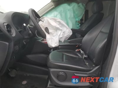 Zdjęcie 7 z 12 samochodu: 2023 MERCEDES-BENZ METRIS VIN:W1YV0BEY7P4241648 - miniatura