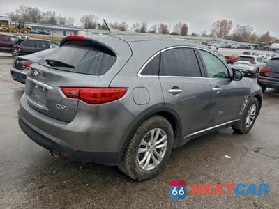 Trzecie zdjęcie samochodu z tyłu: 2017 INFINITI QX70 VIN:JN8CS1MW3HM411445 - miniatura
