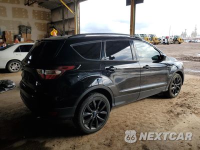Trzecie zdjęcie samochodu z tyłu: 2017 FORD ESCAPE SE VIN:1FMCU0GD2HUD77214 - miniatura