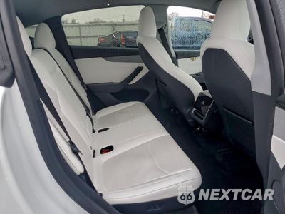 Zdjęcie 11 z 15 samochodu: 2026 TESLA MODEL Y VIN:7SAYGDED2TF433216 - miniatura