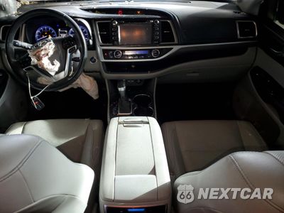 Zdjęcie 8 z 15 samochodu: 2019 TOYOTA HIGHLANDER LIMITED VIN:5TDYZRFH1KS301662 - miniatura