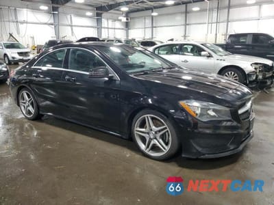 Czwarte zdjęcie samochodu z boku: 2015 MERCEDES-BENZ CLA 250 4MATIC VIN:WDDSJ4GB7FN234299 - miniatura