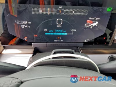 Zdjęcie 9 z 14 samochodu: 2025 GMC HUMMER SUV 3X VIN:1GKB0RDC8SU101756 - miniatura