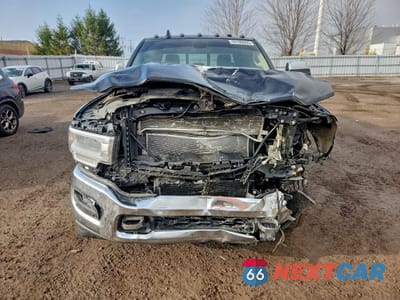 Piąte zdjęcie samochodu w środku: 2022 RAM 2500 LARAMIE VIN:3C6UR5FL5NG318017 - miniatura