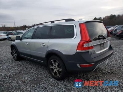 Drugie zdjęcie samochodu z przodu: 2015 VOLVO XC70 T6 PREMIER+ VIN:YV4902NC2F1200321 - miniatura