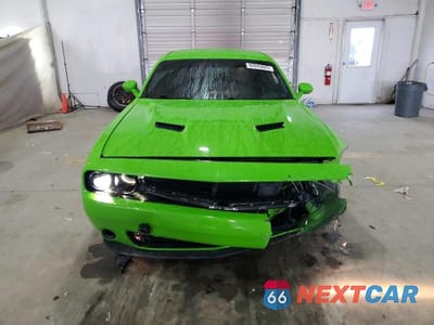 Piąte zdjęcie samochodu w środku: 2017 DODGE CHALLENGER GT VIN:2C3CDZGG3HH574628 - miniatura