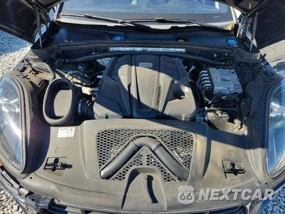 Zdjęcie 12 z 13 samochodu: 2020 PORSCHE MACAN TURBO VIN:WP1AF2A54LLB60621 - miniatura