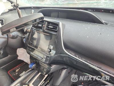 Zdjęcie 9 z 12 samochodu: 2016 TOYOTA PRIUS VIN:JTDKARFU3G3000264 - miniatura
