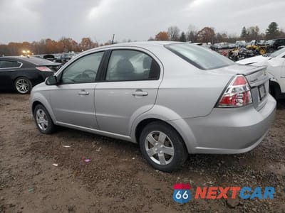 Drugie zdjęcie samochodu z przodu: 2010 CHEVROLET AVEO LS VIN:KL1TD5DE9AB105590 - miniatura