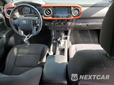 Zdjęcie 8 z 13 samochodu: 2017 TOYOTA TACOMA DOUBLE CAB VIN:5TFCZ5AN5HX076133 - miniatura