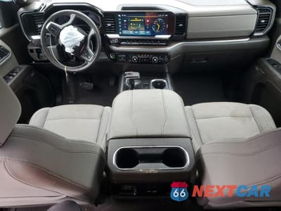 Zdjęcie 8 z 12 samochodu: 2023 CHEVROLET SILVERADO K1500 LT TRAIL BOSS VIN:3GCUDFEL6PG210619 - miniatura