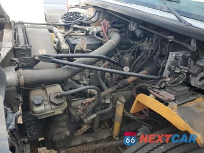 Zdjęcie 7 z 10 samochodu: 2007 FREIGHTLINER CHASSIS B2B VIN:4UZABRCS67CX53732 - miniatura