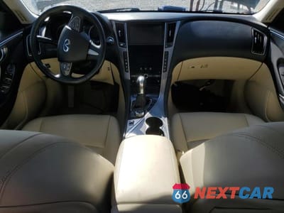 Zdjęcie 8 z 12 samochodu: 2016 INFINITI Q50 VIN:JN1EV7APXGM301702 - miniatura