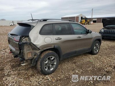 Trzecie zdjęcie samochodu z tyłu: 2019 JEEP CHEROKEE TRAILHAWK VIN:1C4PJMBX3KD458575 - miniatura