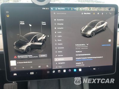 Zdjęcie 9 z 15 samochodu: 2024 TESLA MODEL Y VIN:7SAYGAEE7RF157373 - miniatura