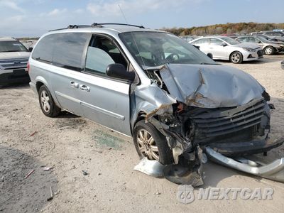 Czwarte zdjęcie samochodu z boku: 2005 CHRYSLER TOWN & COUNTRY TOURING VIN:2C4GP54L75R112898 - miniatura