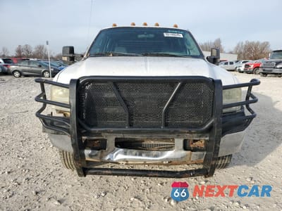 Piąte zdjęcie samochodu w środku: 2006 FORD F350 SUPER DUTY VIN:1FDWW37P56ED48901 - miniatura