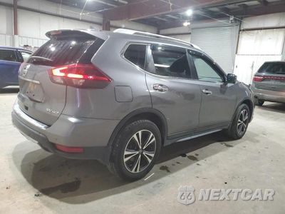 Trzecie zdjęcie samochodu z tyłu: 2019 NISSAN ROGUE SV VIN:JN8AT2MV7KW401711 - miniatura