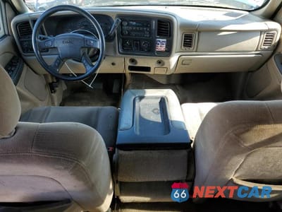 Zdjęcie 8 z 12 samochodu: 2005 GMC YUKON VIN:1GKEC13V75J109149 - miniatura